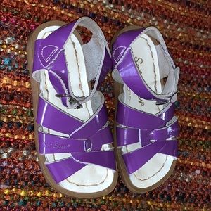Toddler Salt Water Sandals Size 7